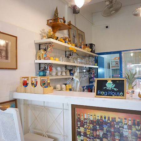 Frog House Bed & Breakfast - Adults Only Patong Ngoại thất bức ảnh